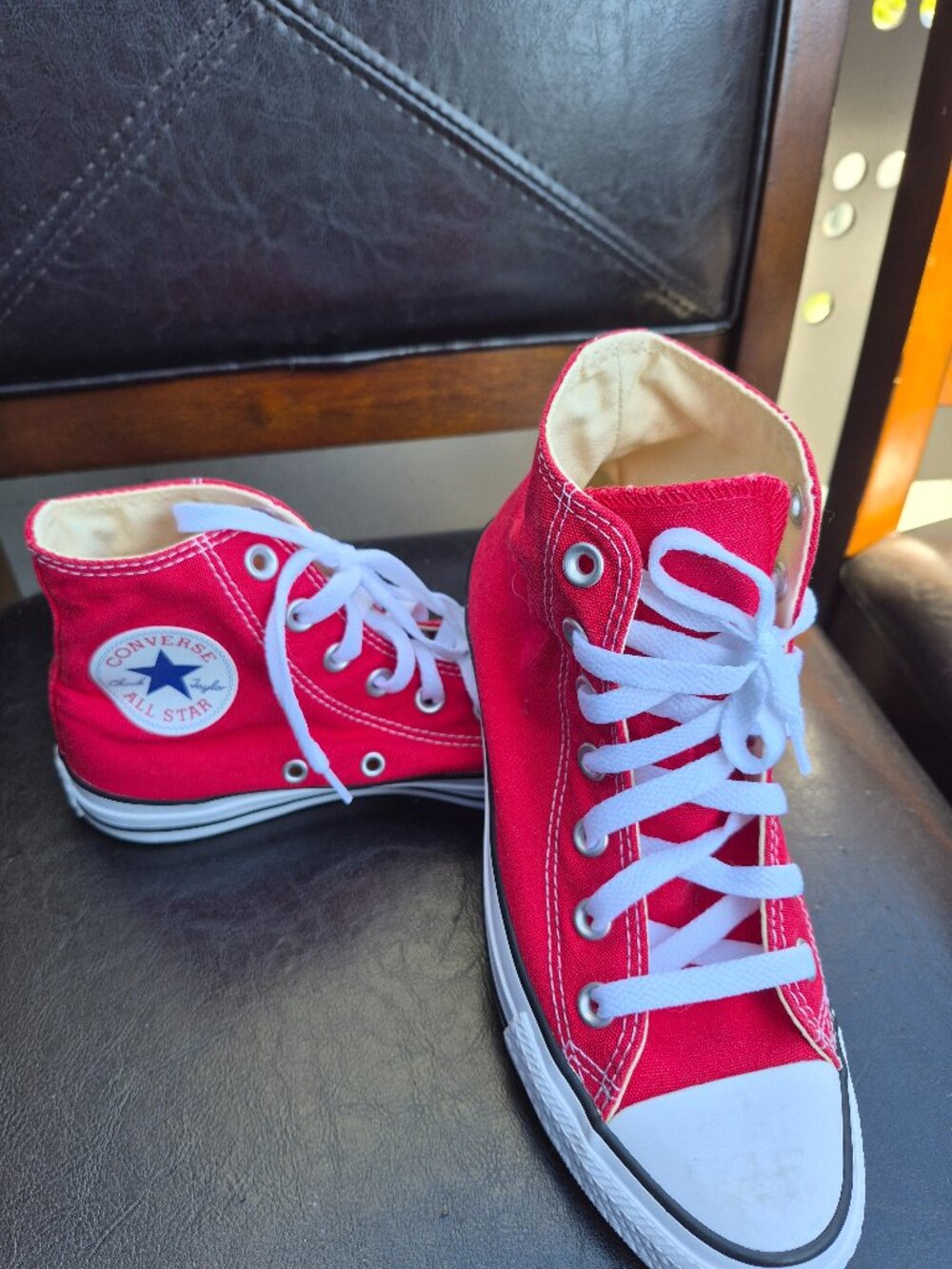 Red Converse Chuck Taylor's M5 W7